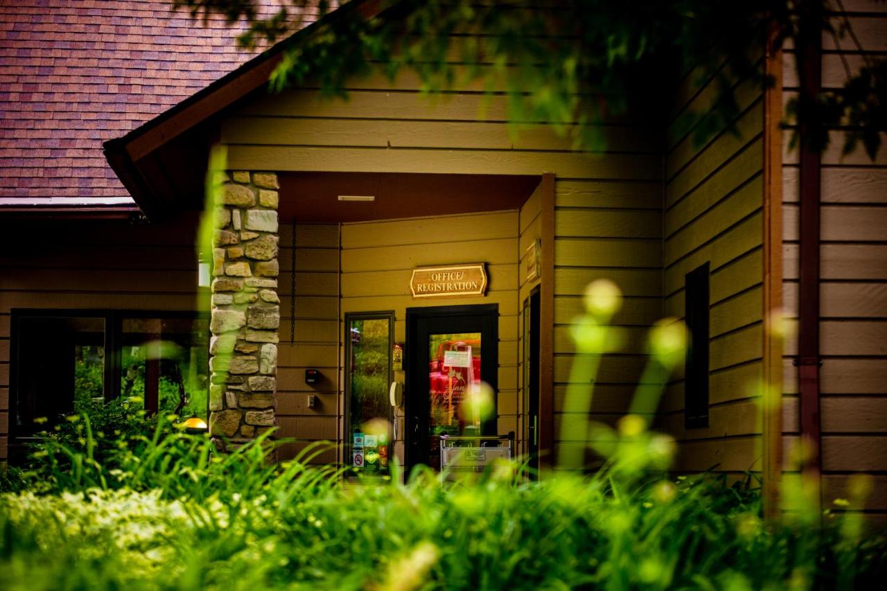 | The Inn at Little Sister Hill