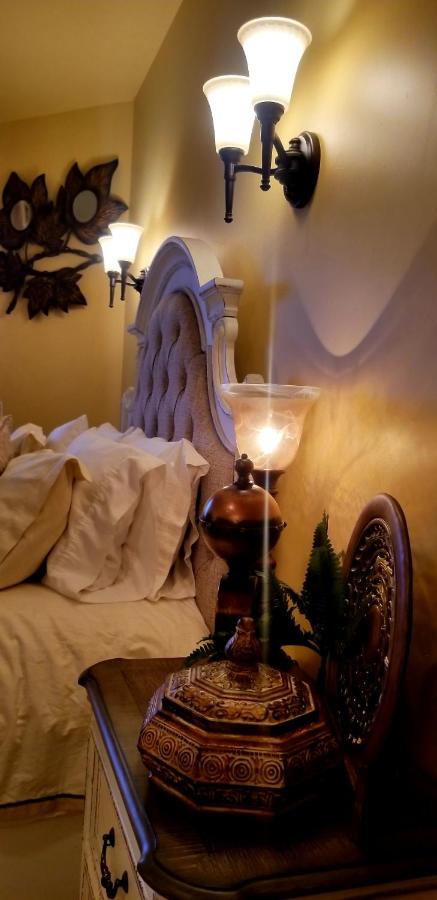 | Chateau du Pikes Peak, a Tuscany Retreat