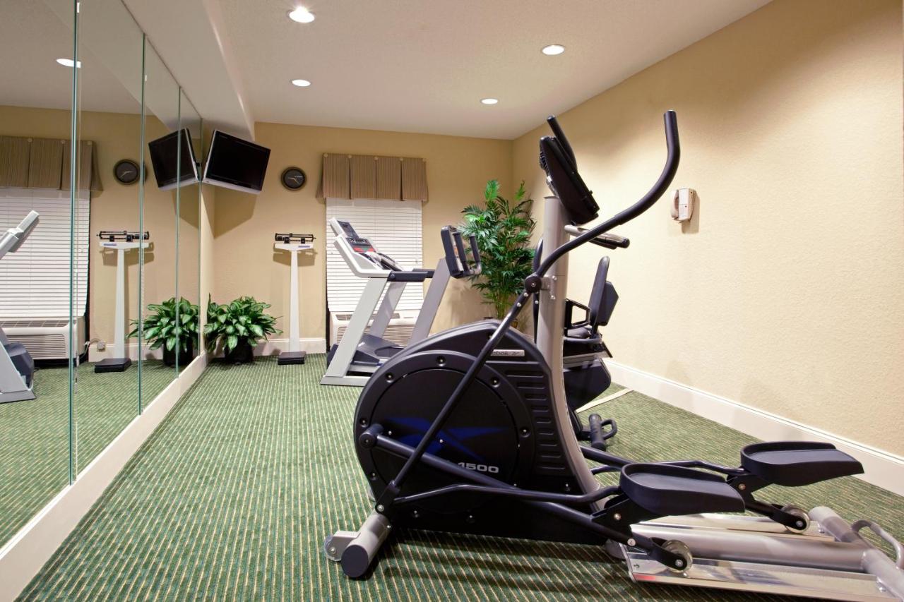 | Moncks Corner Inn