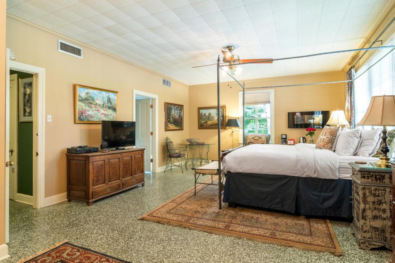 | The Stockade Bed and Breakfast