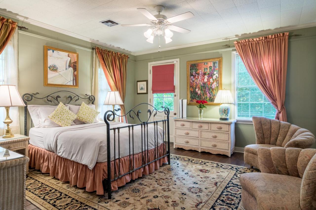 | The Stockade Bed and Breakfast