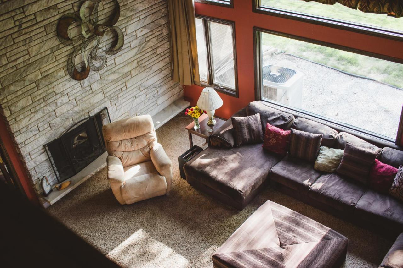 | Shane Acres Country Inn