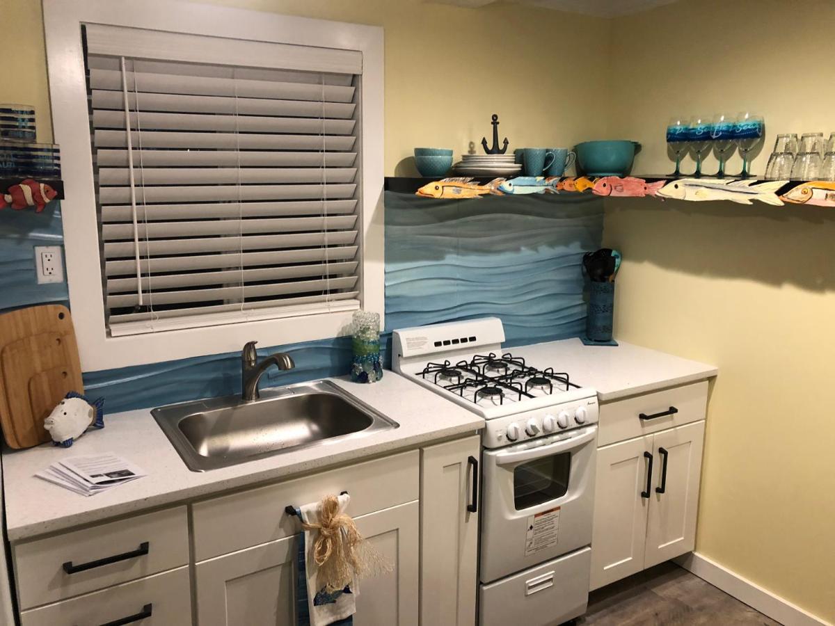 | Island View Cottages Sebastian