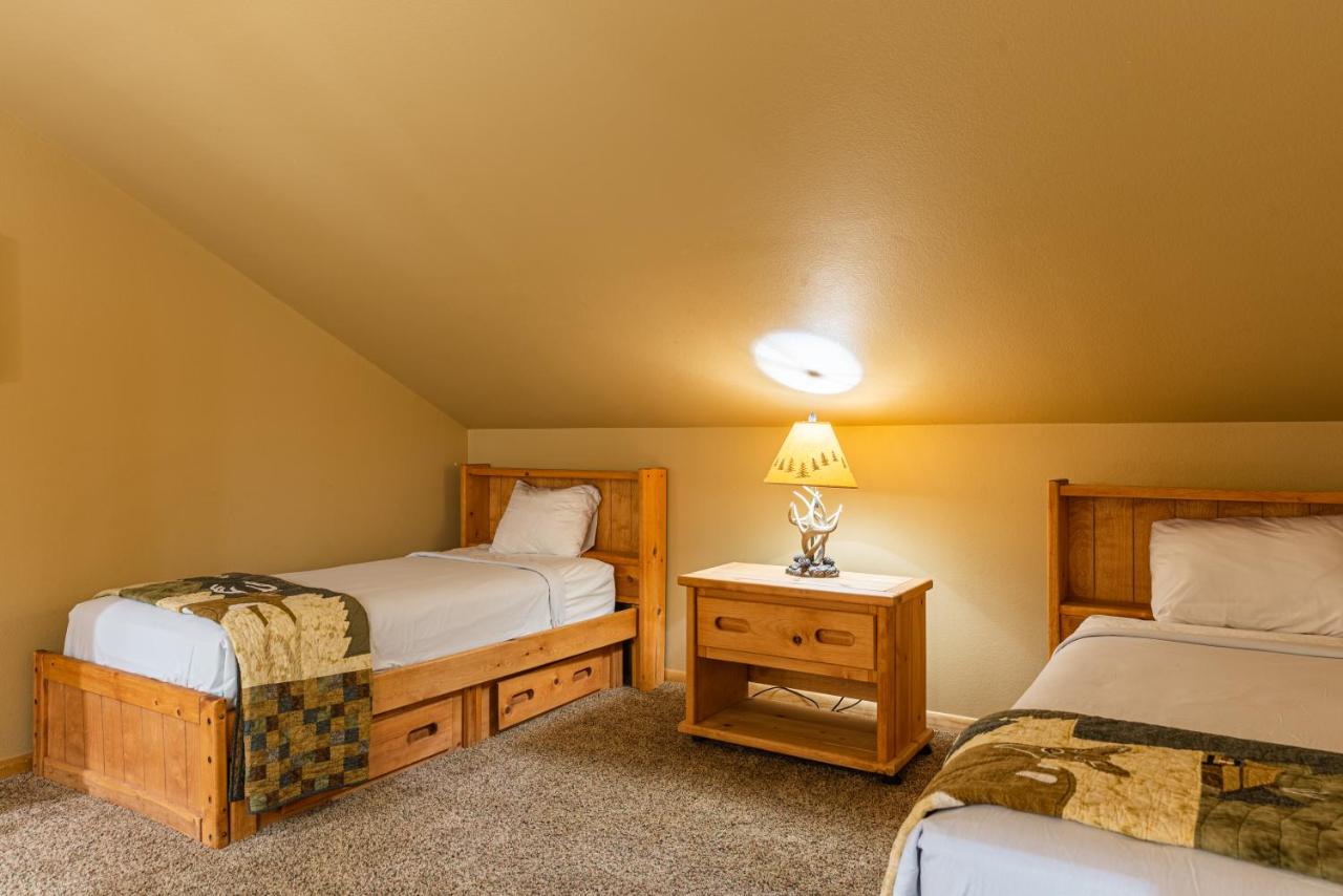 | Lodge at Palmer Gulch
