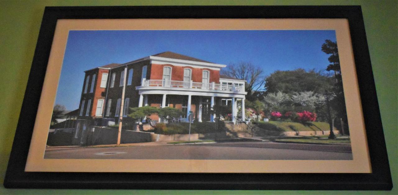 | Bazsinsky House