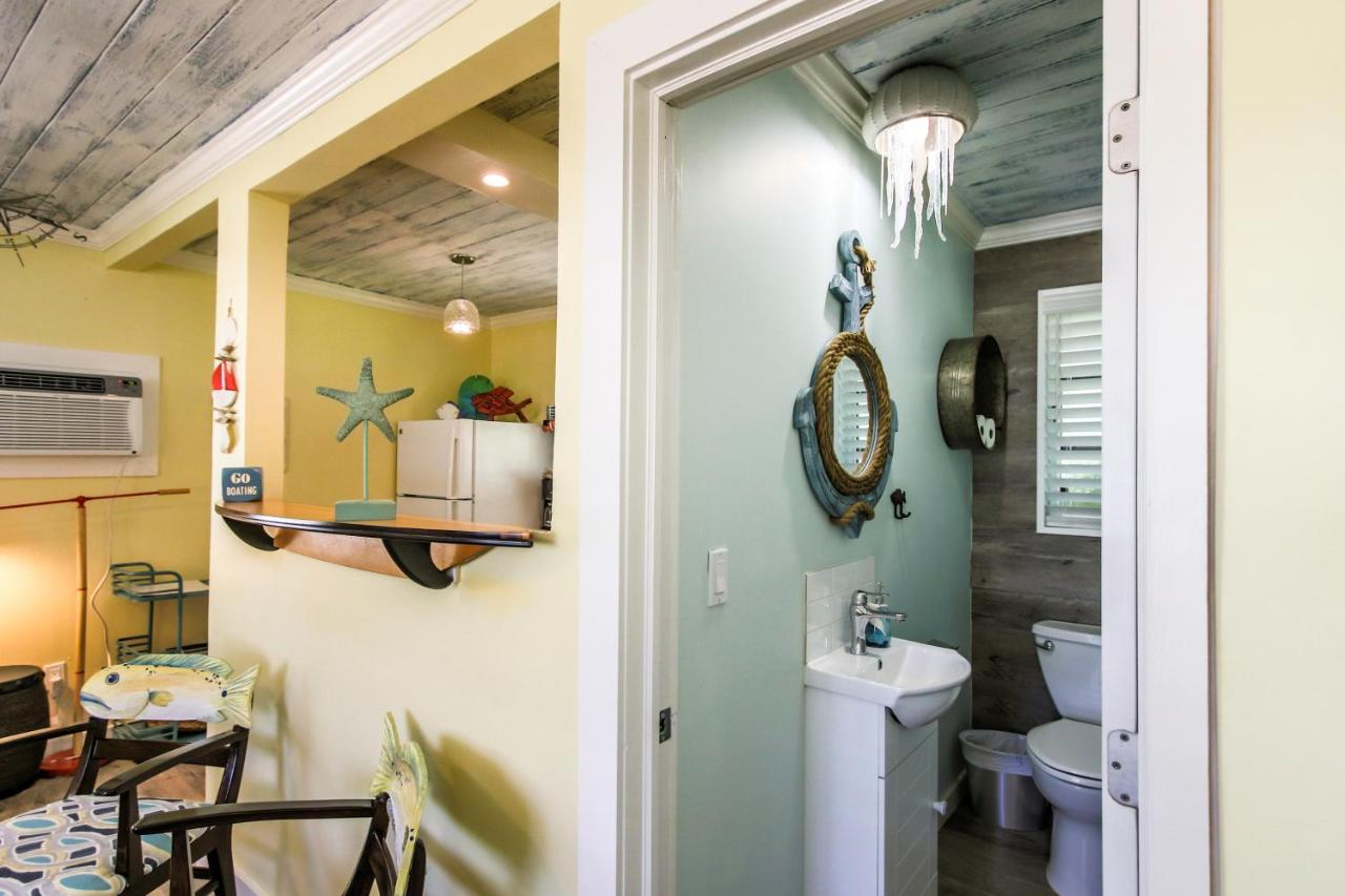 | Island View Cottages Sebastian