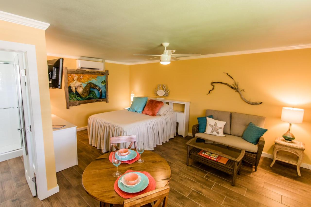 | Island View Cottages Sebastian