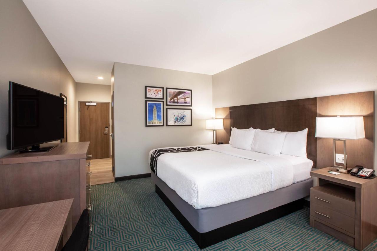 King Room - Non-Smoking at La Quinta Inn & Suites by Wyndham Lafayette Oil Center