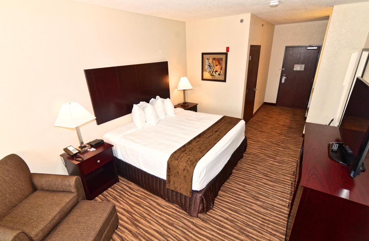 King Studio at Cobblestone Inn & Suites - Clarion