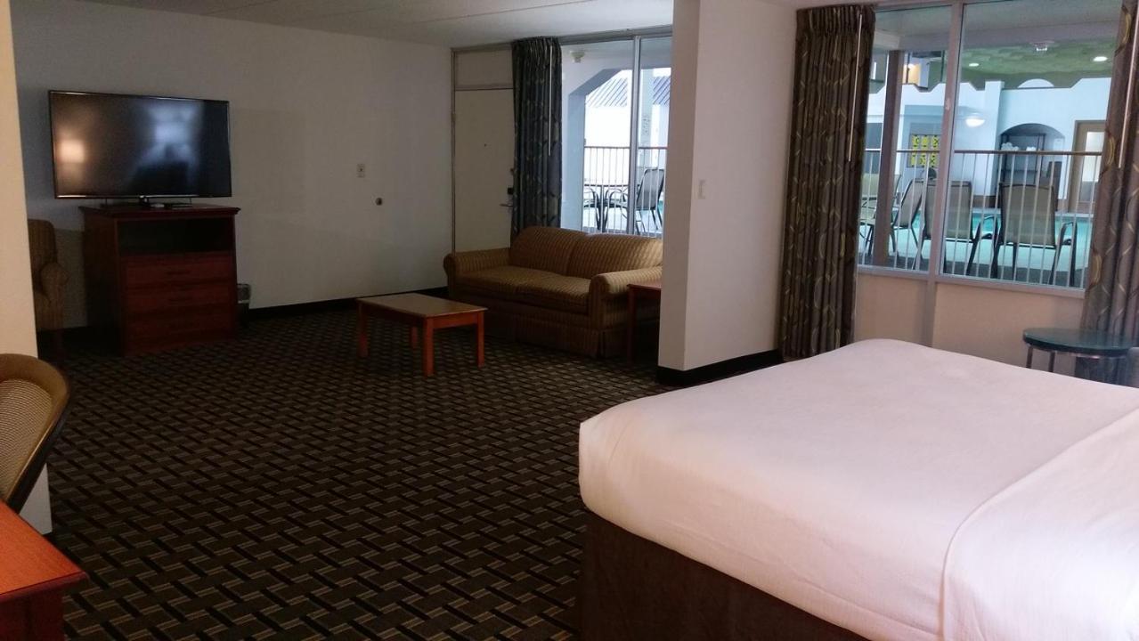 King Suite at Motel 6 Hastings, NE