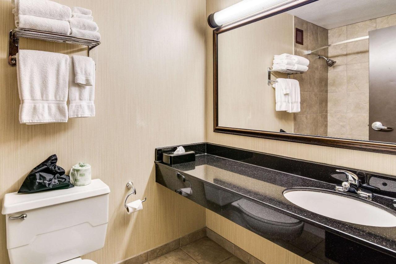 Double Room with Two Double Beds - Non-Smoking at Clarion Hotel Convention Center