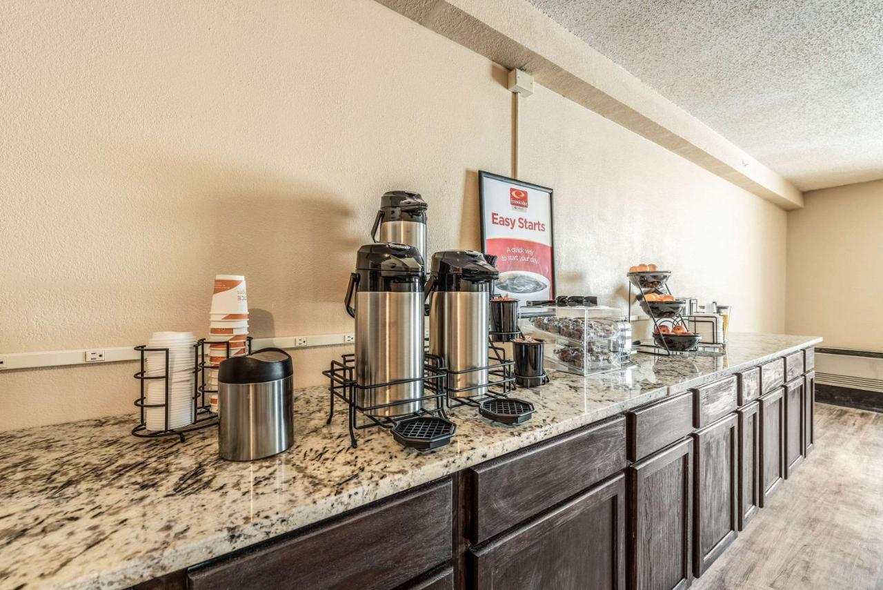 | Econo Lodge