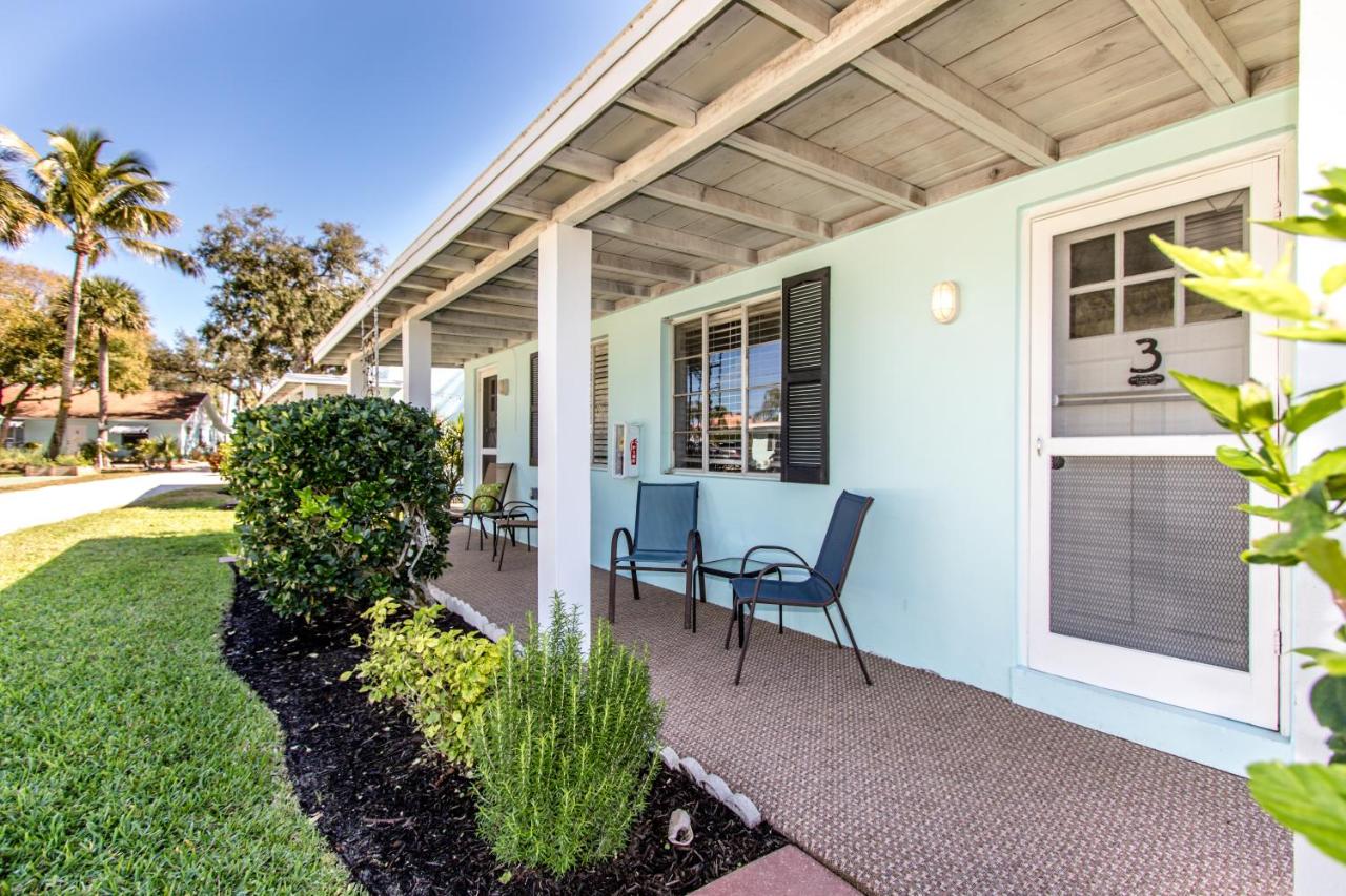| Island View Cottages Sebastian