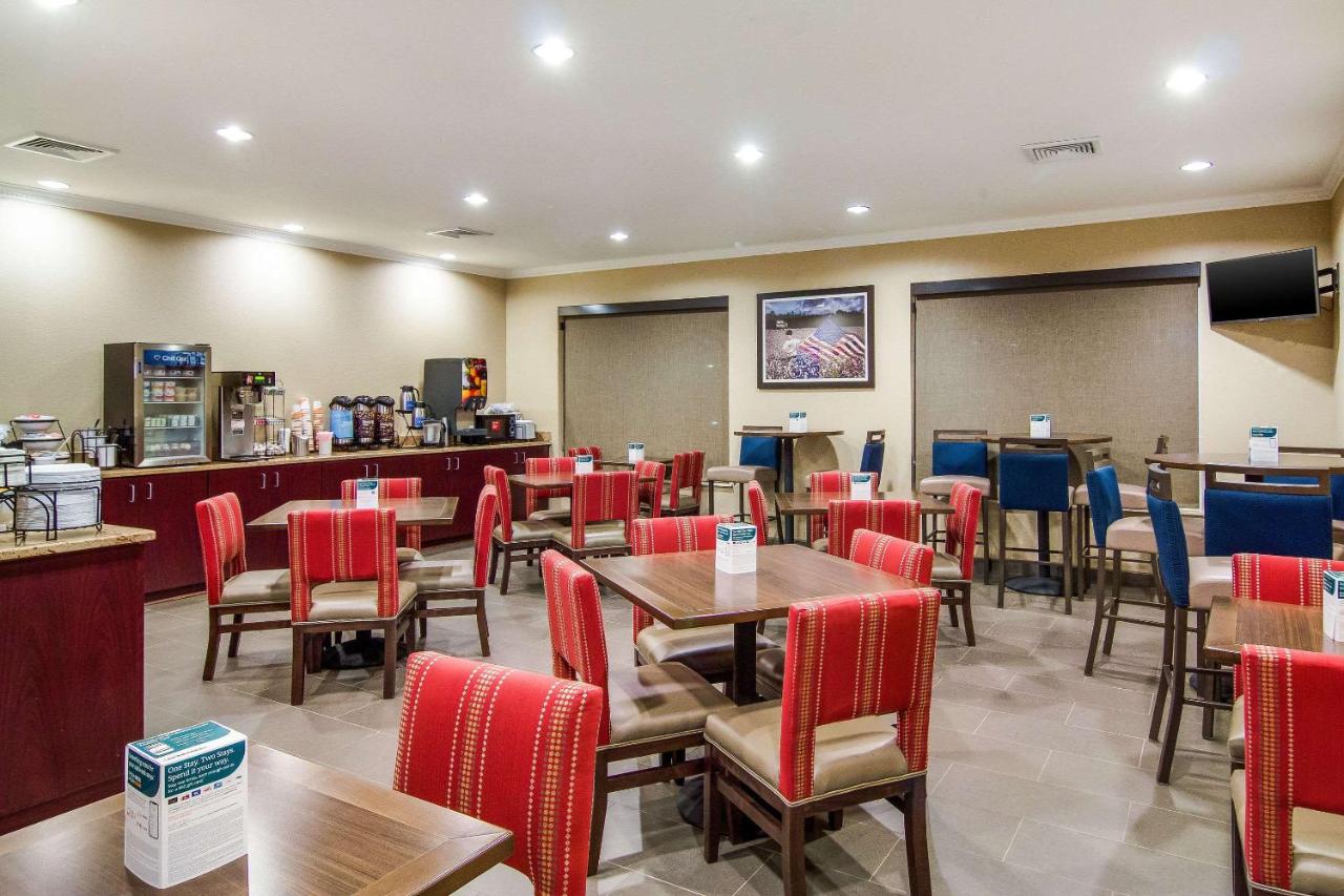 | Comfort Inn Blackshear Hwy 84