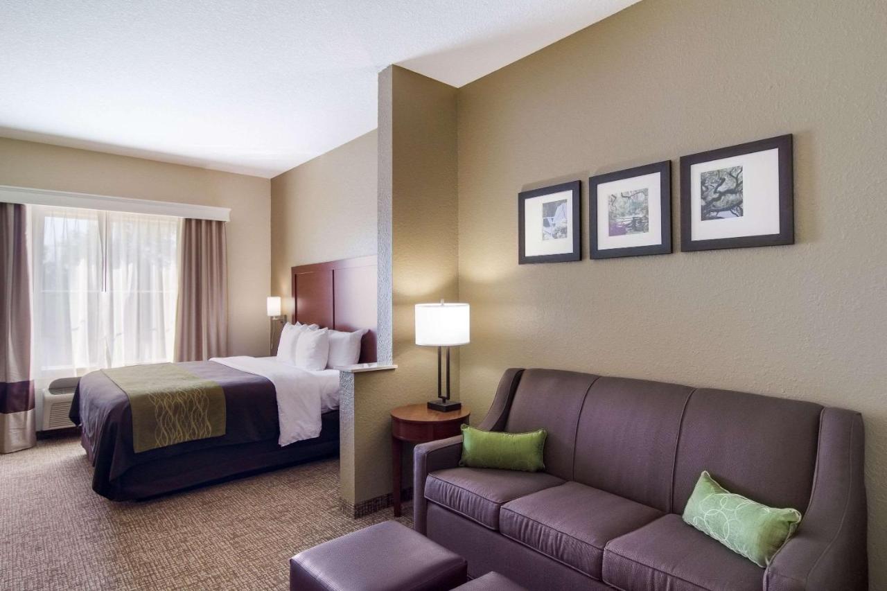 | Comfort Inn Blackshear Hwy 84