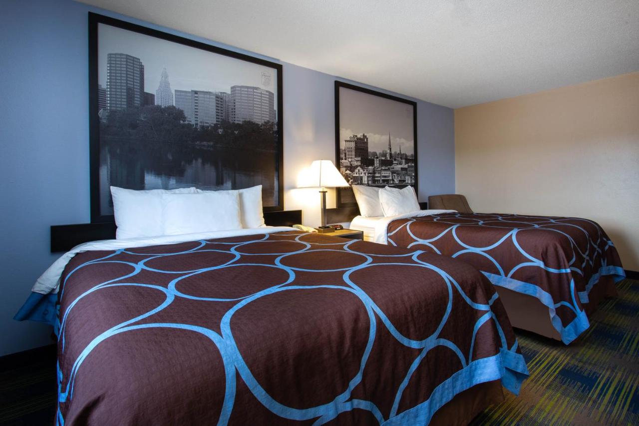 | Super 8 by Wyndham Cromwell/Middletown
