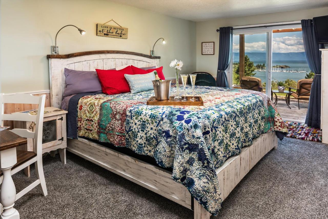 | Outlook Inn Bed and Breakfast