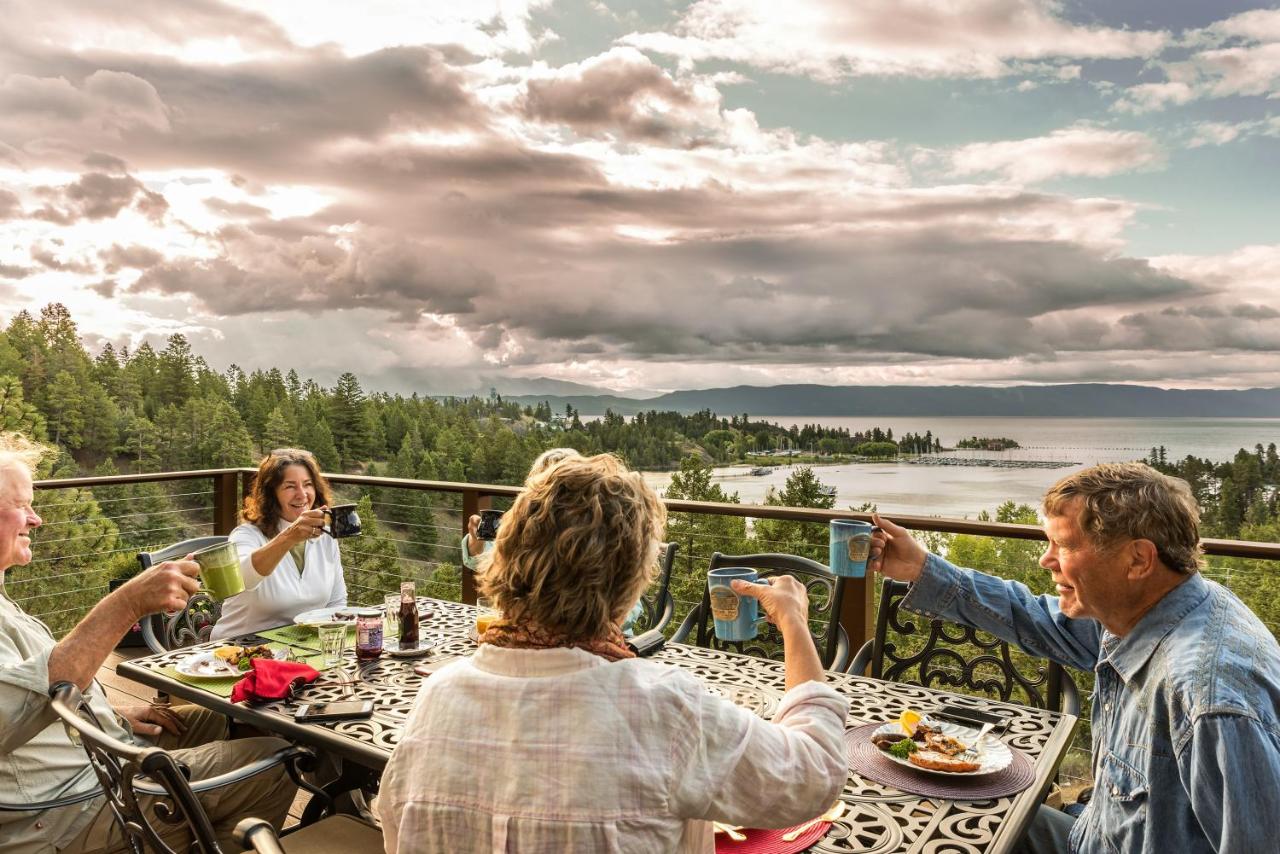 | Outlook Inn Bed and Breakfast
