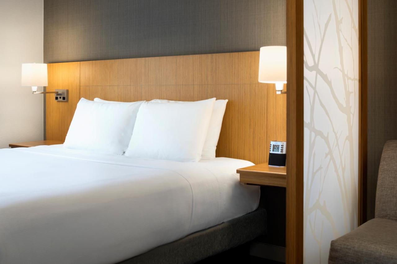 King Room with Sofa Bed - High Floor at Hyatt Place Austin Downtown