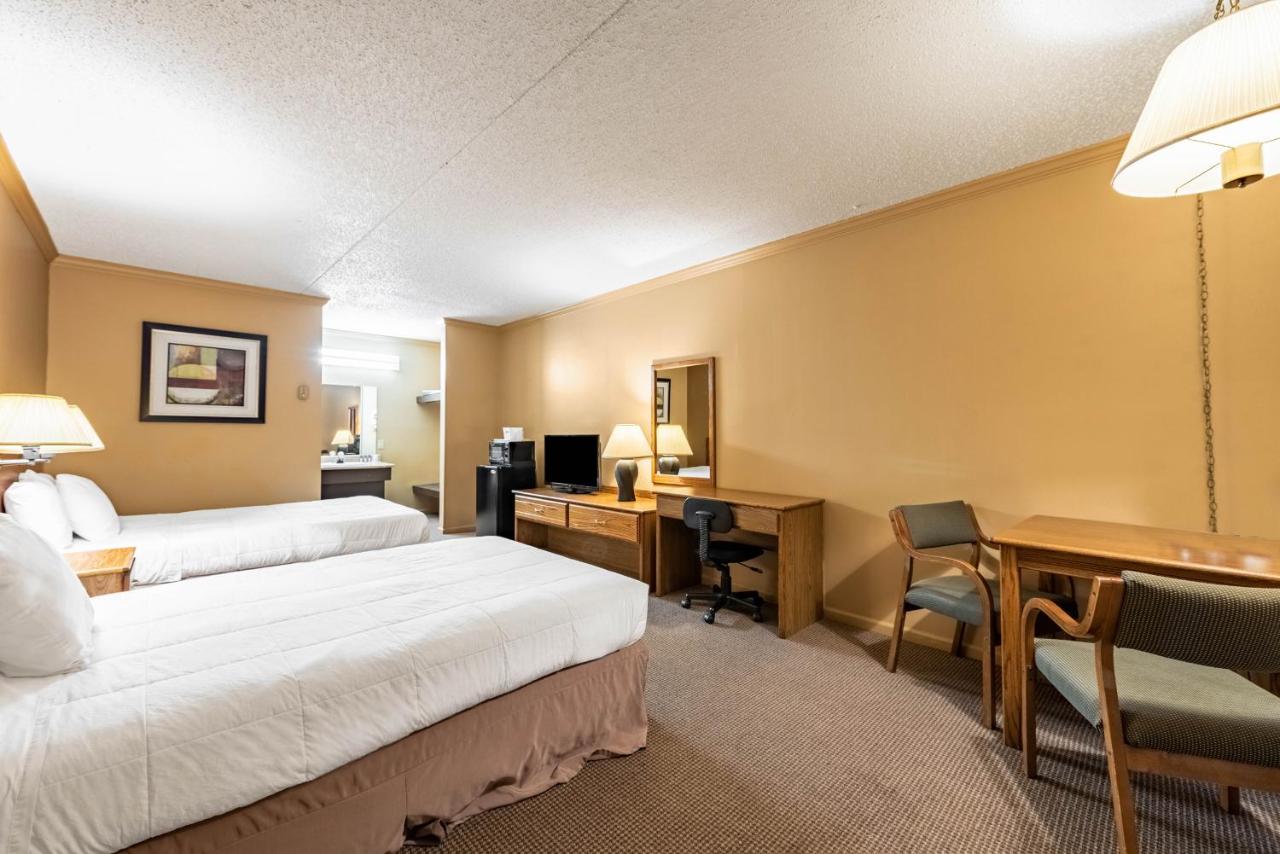 | Americas Best Value Inn St. Marys