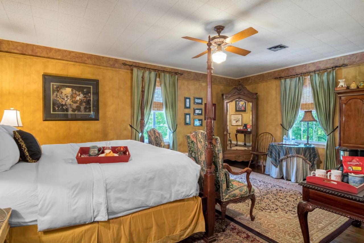 | The Stockade Bed and Breakfast