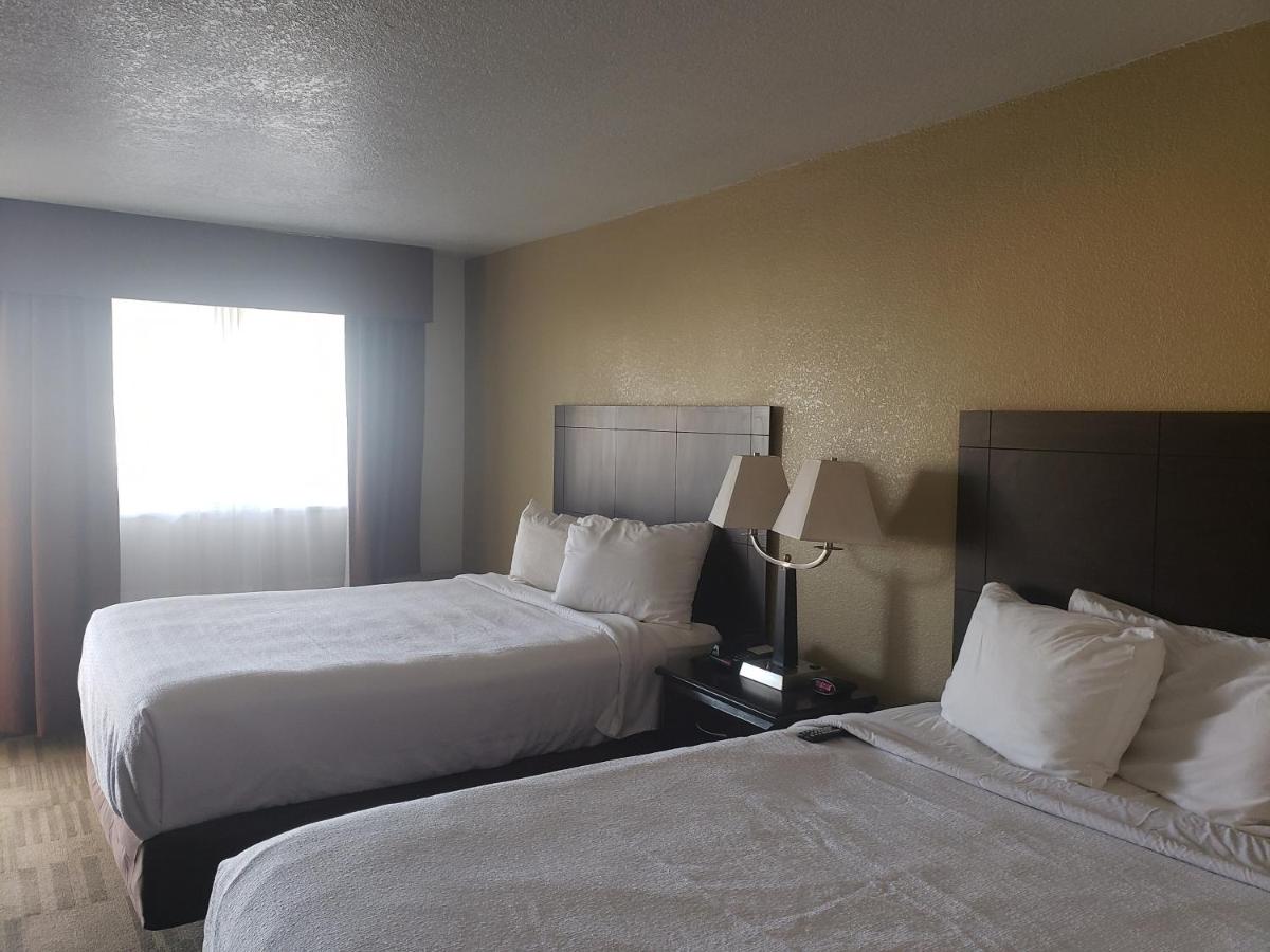 Queen Room with Two Queen Beds - Exterior Entrance at Grand Texan Hotel & Convention Center