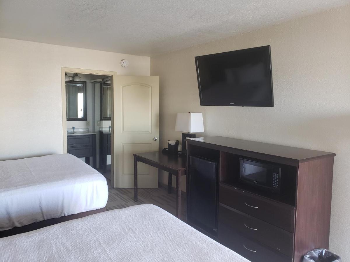 Queen Room with Two Queen Beds - Exterior Entrance at Grand Texan Hotel & Convention Center