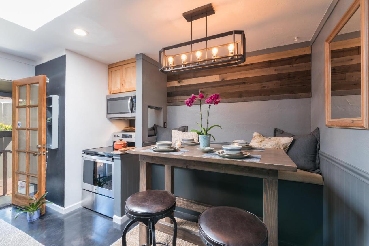 Deluxe King Suite at Shell Beach Inn