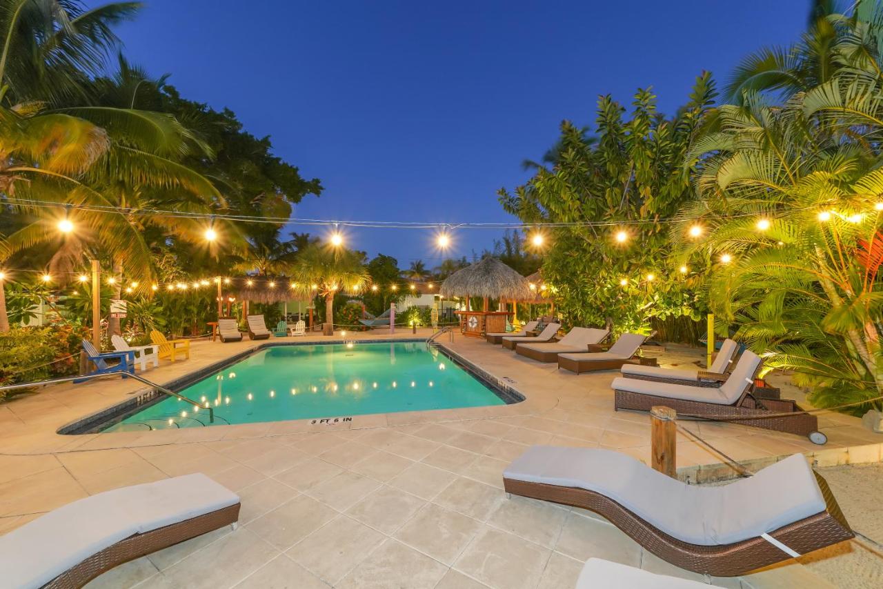  | Siesta Key Palms Resort