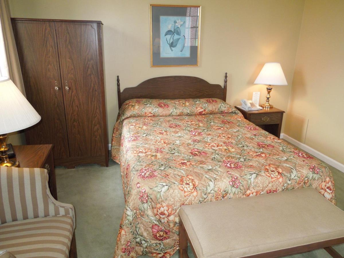 | Bridges Guest Quarters