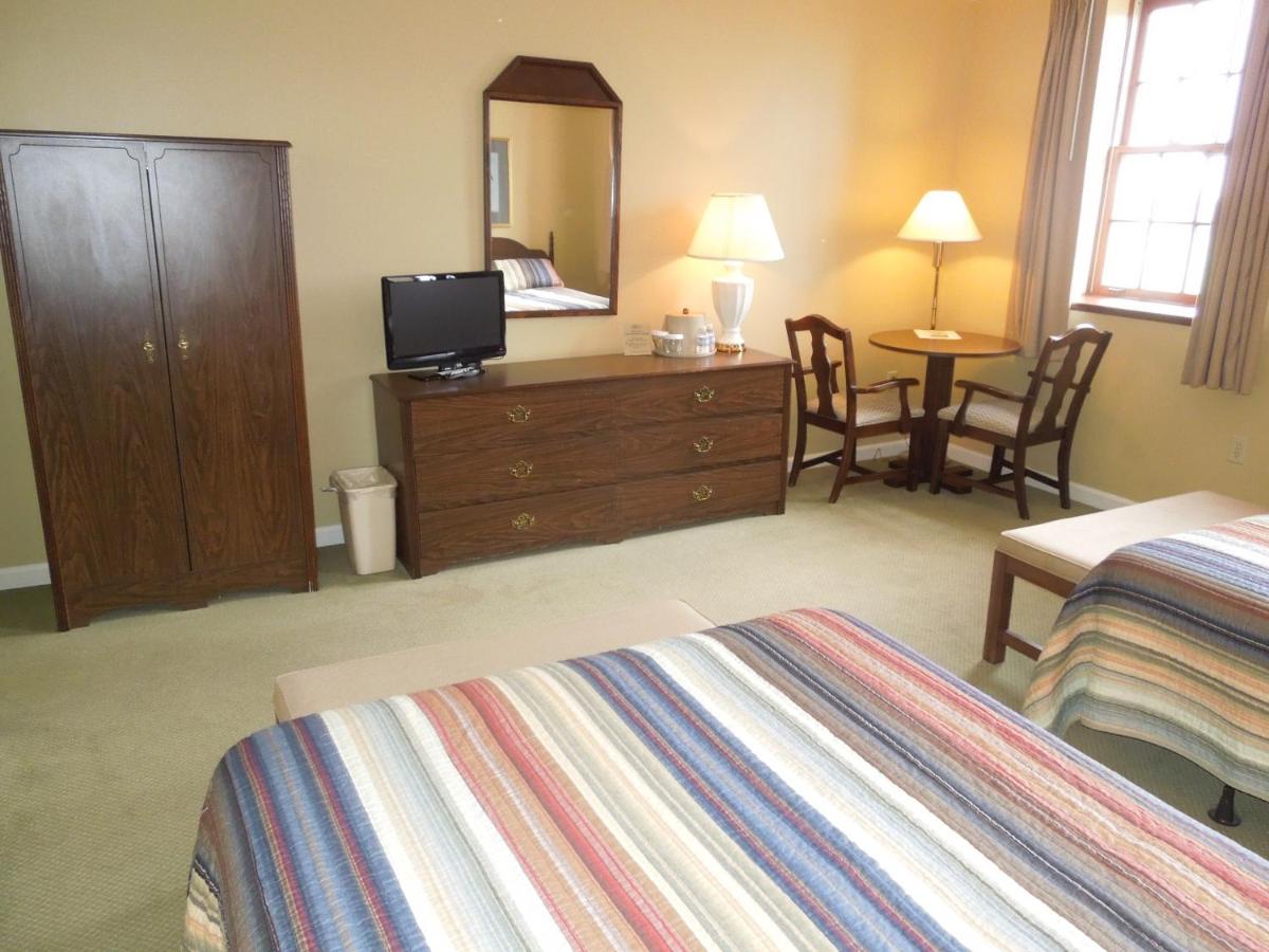 | Bridges Guest Quarters