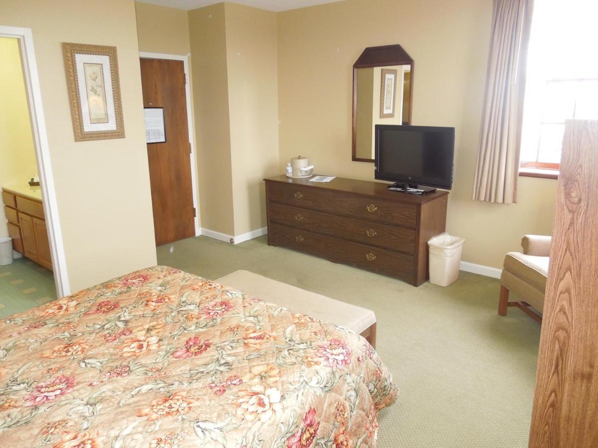 | Bridges Guest Quarters