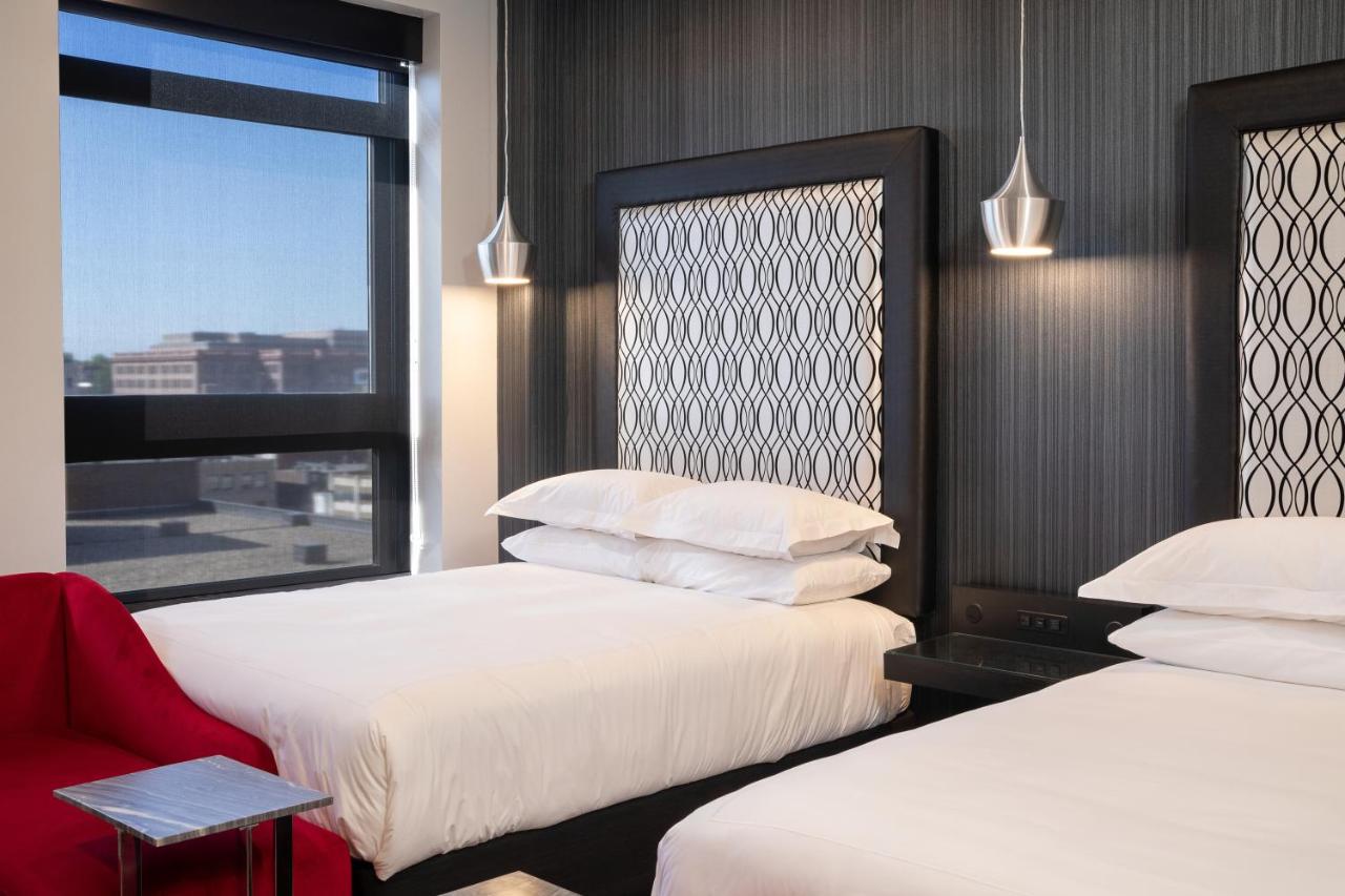 Standard Queen Room with Two Queen Beds at Hotel On Phillips