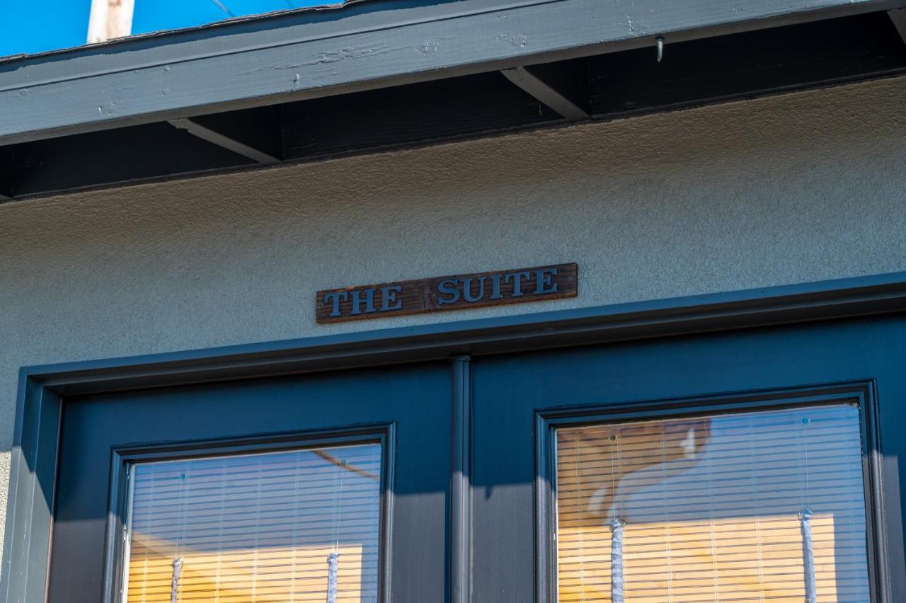Deluxe King Suite at Shell Beach Inn