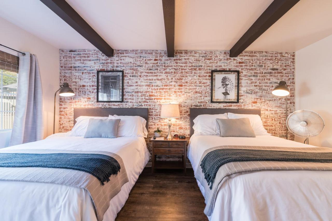 Queen Room with Two Queen Beds at Shell Beach Inn