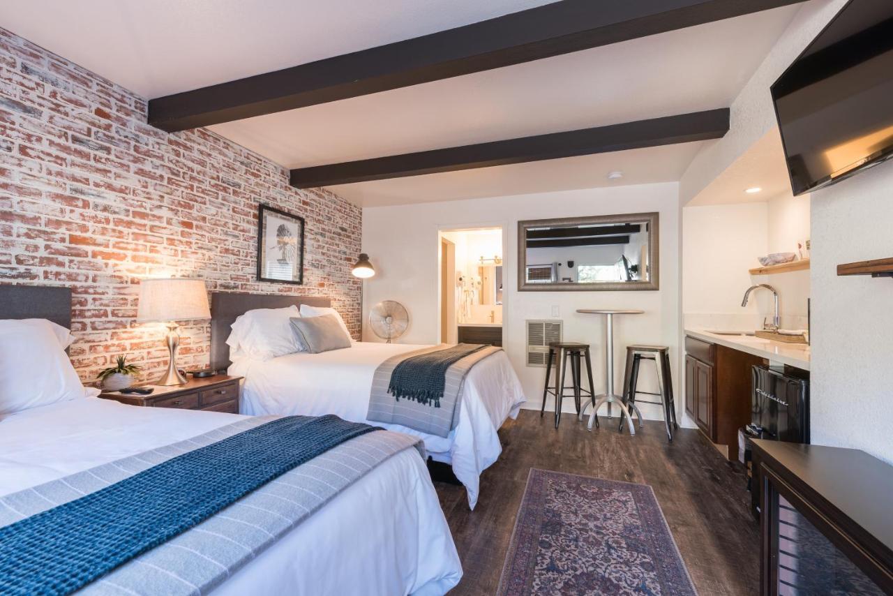 Queen Room with Two Queen Beds at Shell Beach Inn
