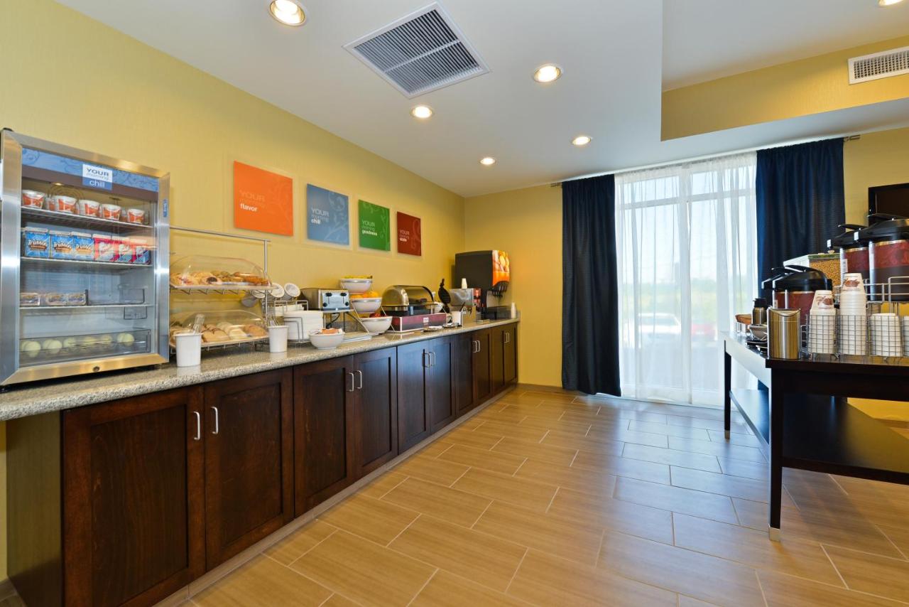  | Comfort Inn Saint Clairsville
