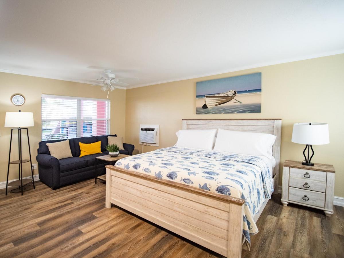 Deluxe King Suite at Caribbean Shores Waterfront Resort
