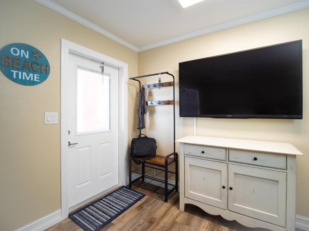 Studio Apartment at Caribbean Shores Waterfront Resort