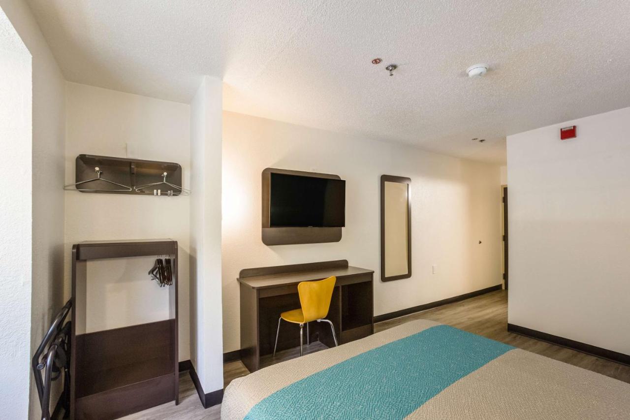 | Motel 6-Smyrna, GA - Atlanta