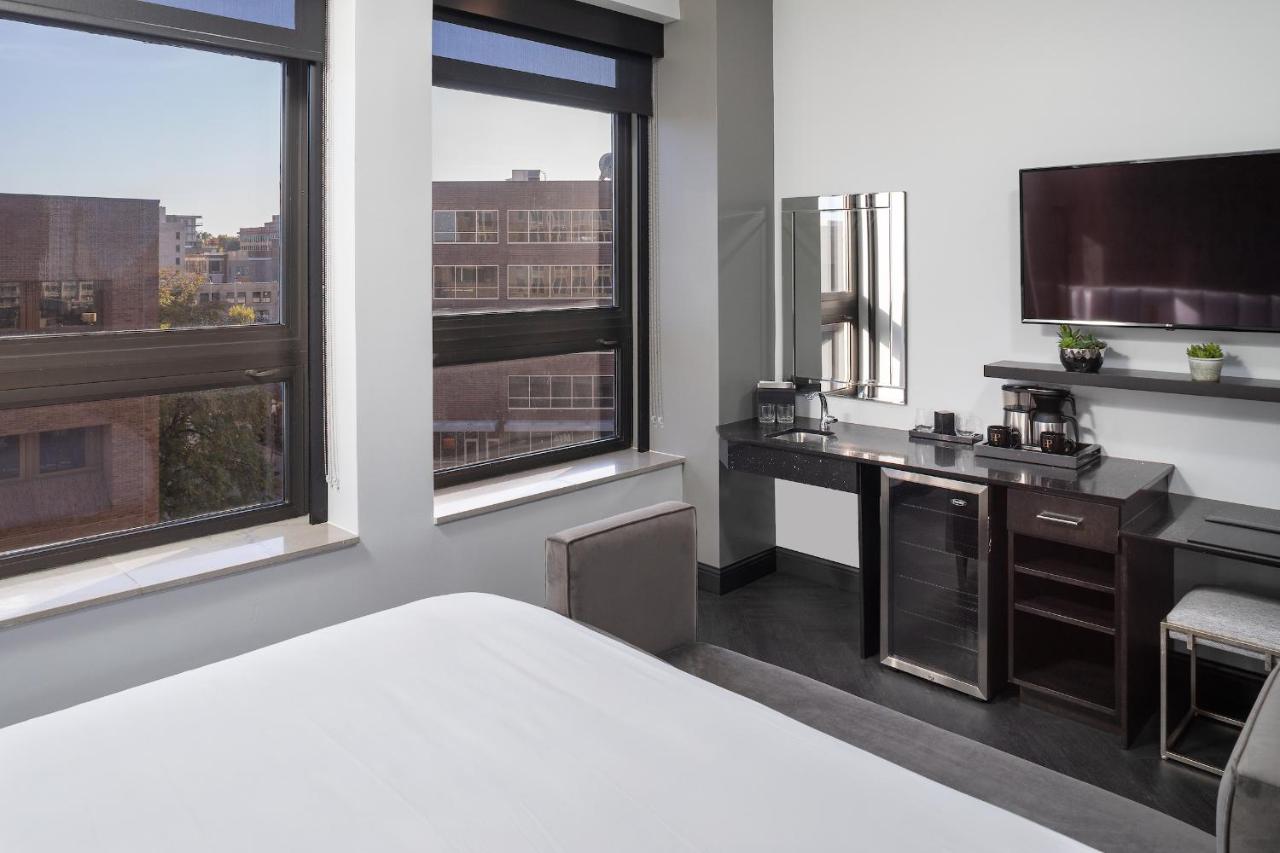 King Room - Disability Access at Hotel On Phillips