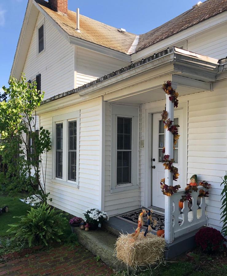 | Aiken Manor B&B