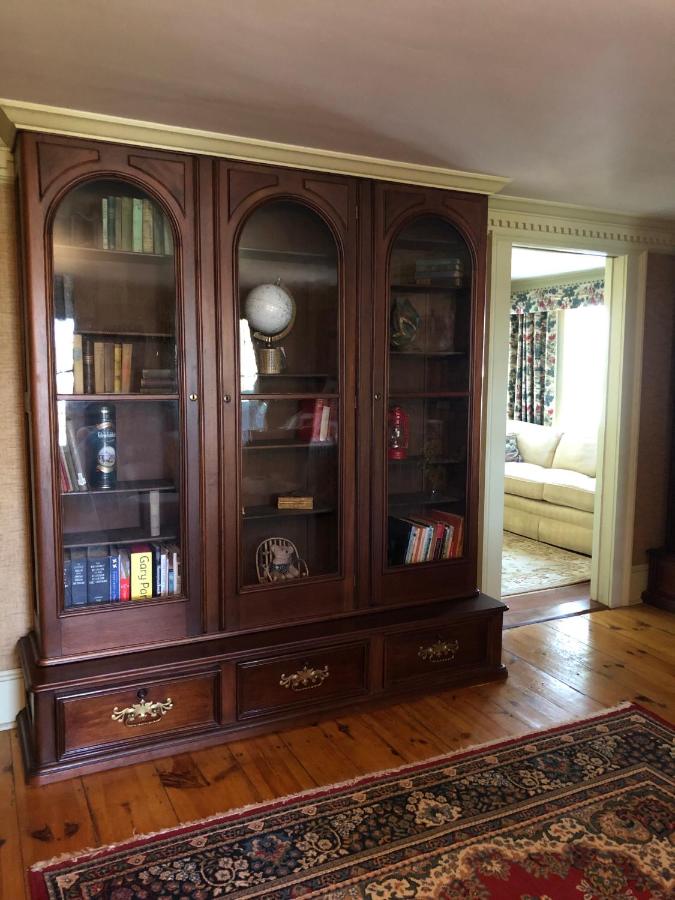 | Aiken Manor B&B