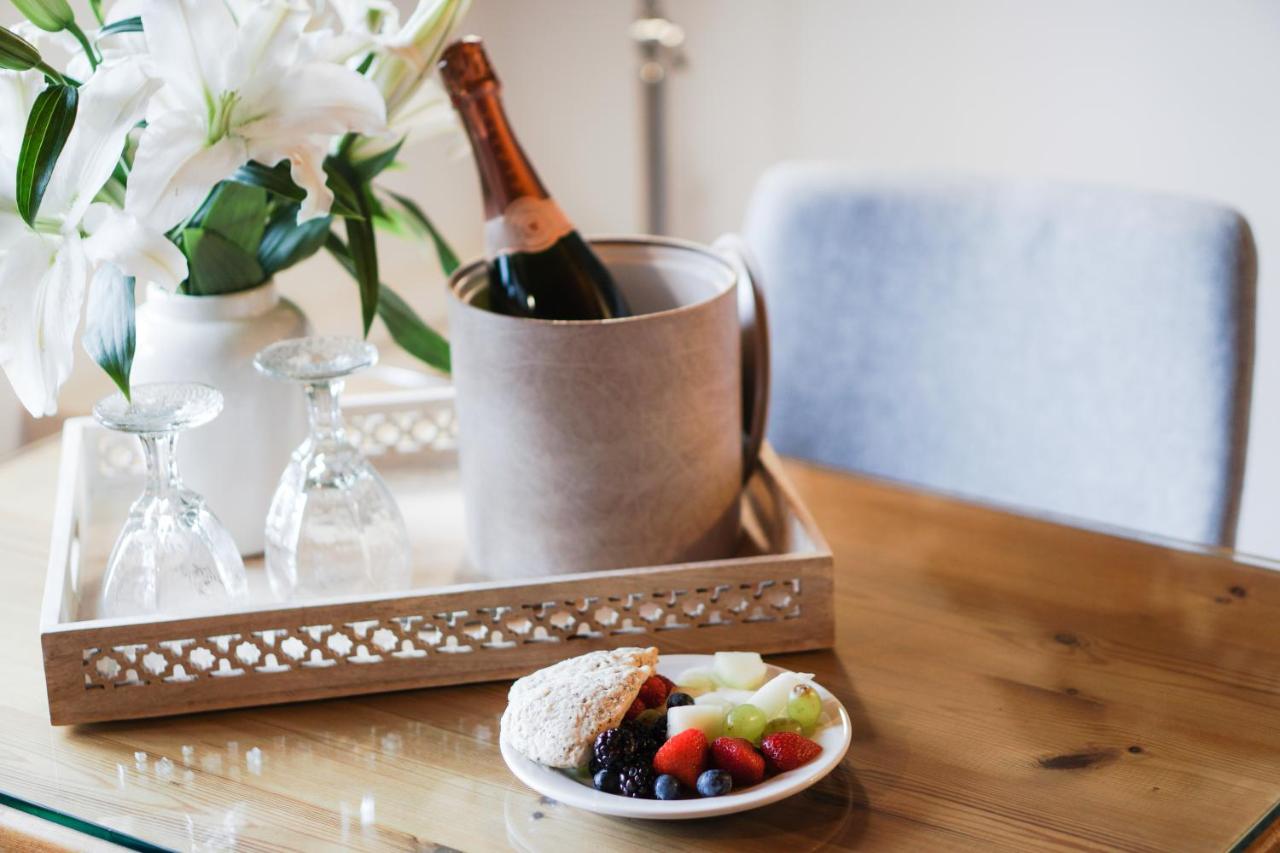  | Wine Stone Inn