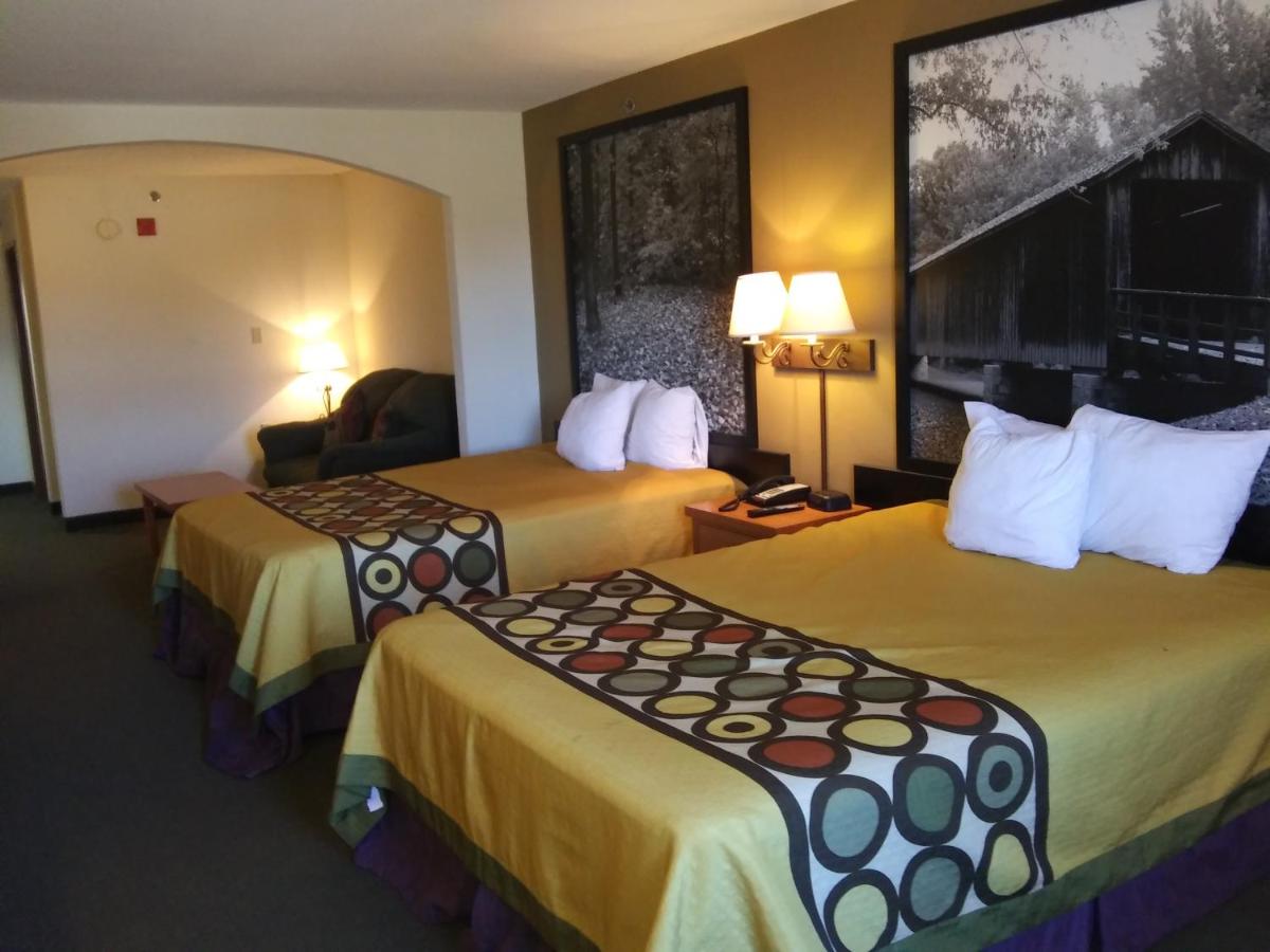 Deluxe Studio Suite with Two Queen Beds - Non-Smoking at Super 8 by Wyndham Columbia East