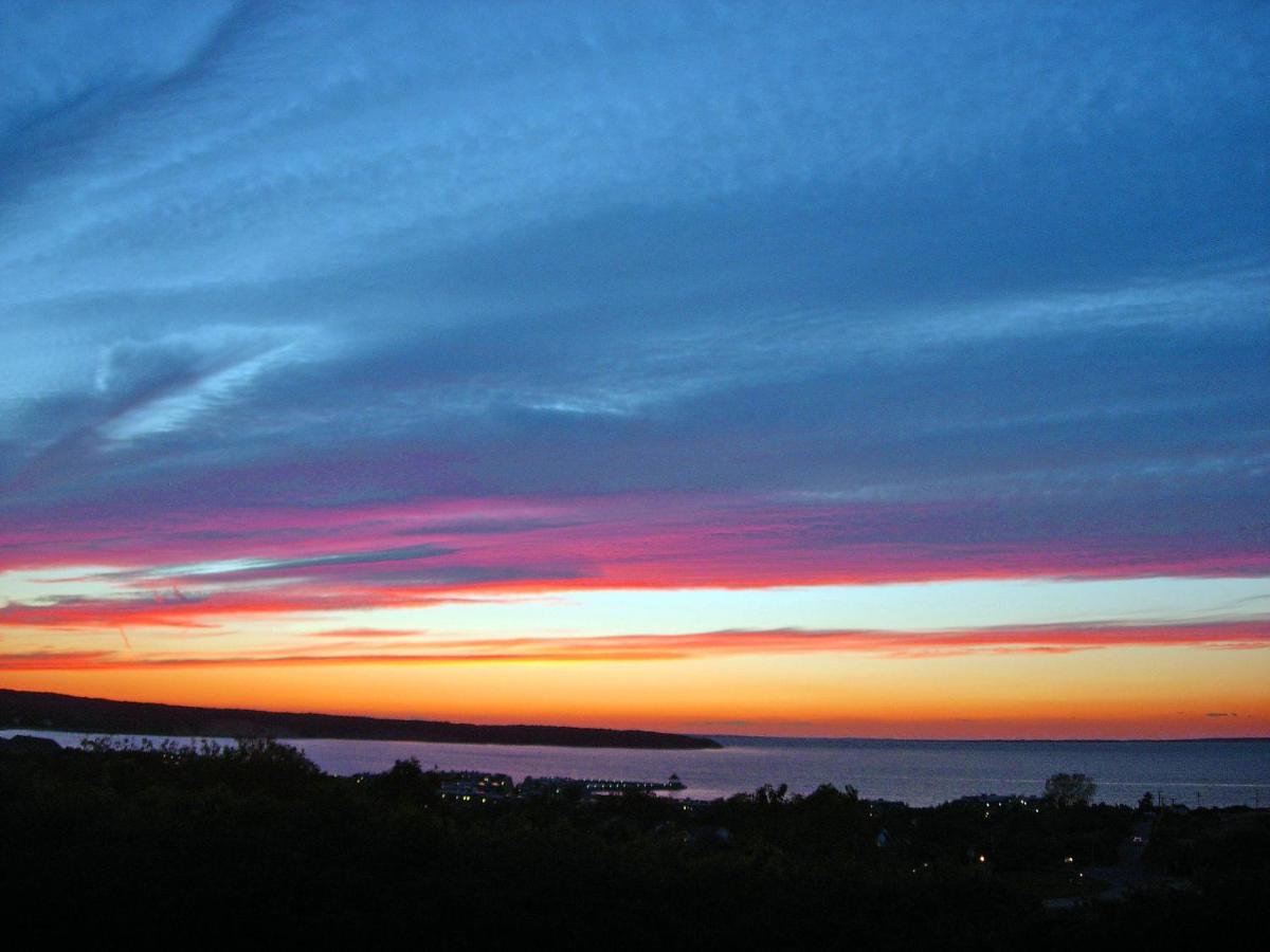  | Montauk Manor