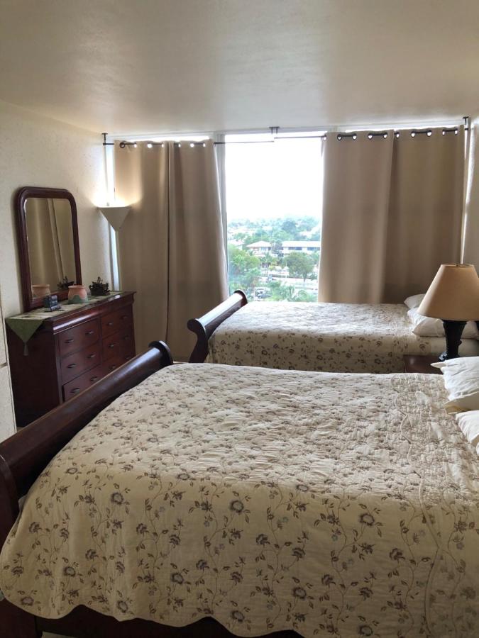 | Galt Ocean Drive Beach Condo