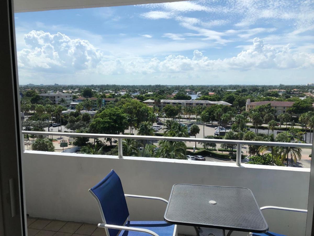 | Galt Ocean Drive Beach Condo