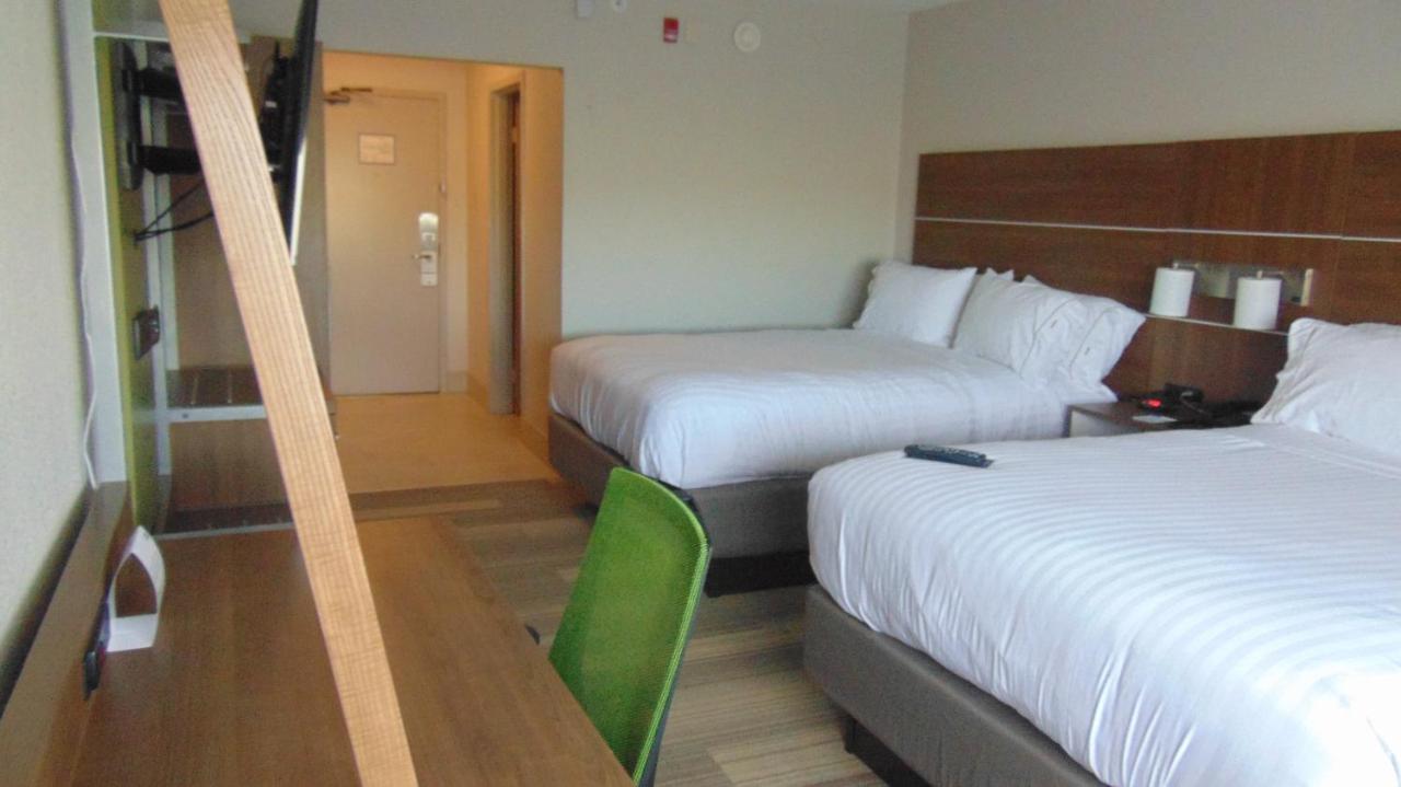 Queen Room with Two Queen Beds at Holiday Inn Express & Suites Wapakoneta by IHG