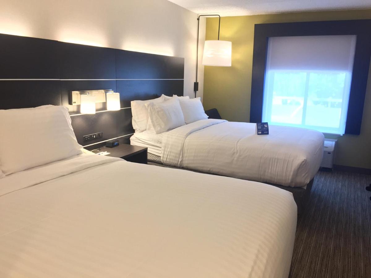 | Holiday Inn Express & Suites - Albany Airport - Wolf Road, an IHG Hotel